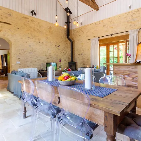 Holiday home The Barn At Les Chouettes *